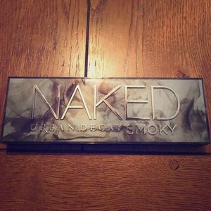 Naked Smoky Urban Decay Palette
